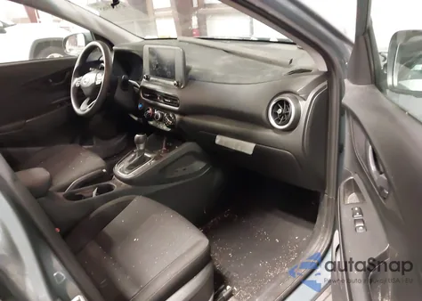 2022 Hyundai Kona Sel z USA, uszkodzony, nr VIN KM8K6CAB0NU769375